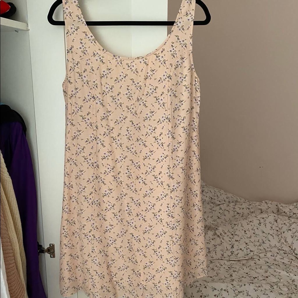 AMERICAN EAGLE PINK FLORAL DRESS